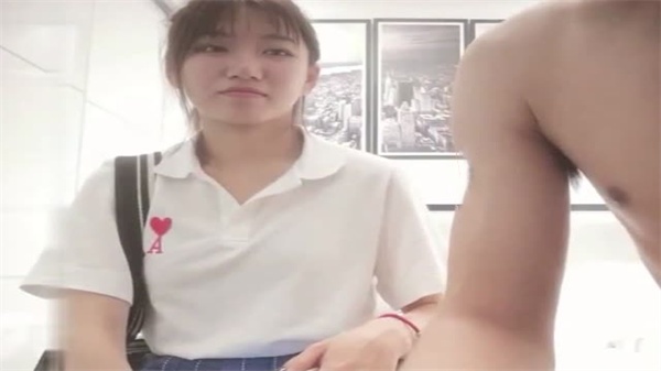 千人斩探花 高端外围极品学生妹冷白皮纤腰蜜臀 真空上阵后入视角娇喘实录